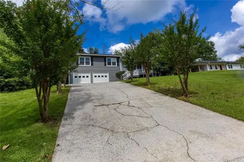1093 Caprice Drive