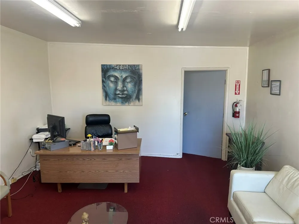 400 Central Avenue Compton, CA 90220