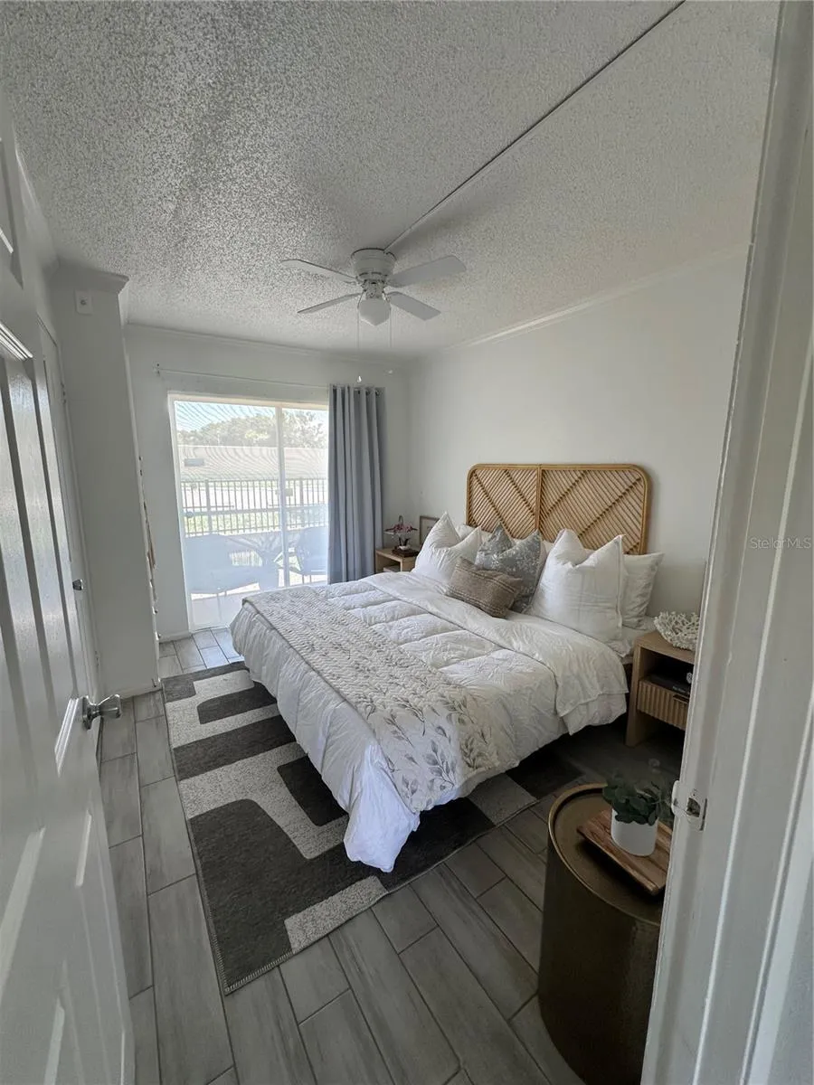 115 OYSTER BAY CIRCLE #170 Altamonte Springs, FL 32701