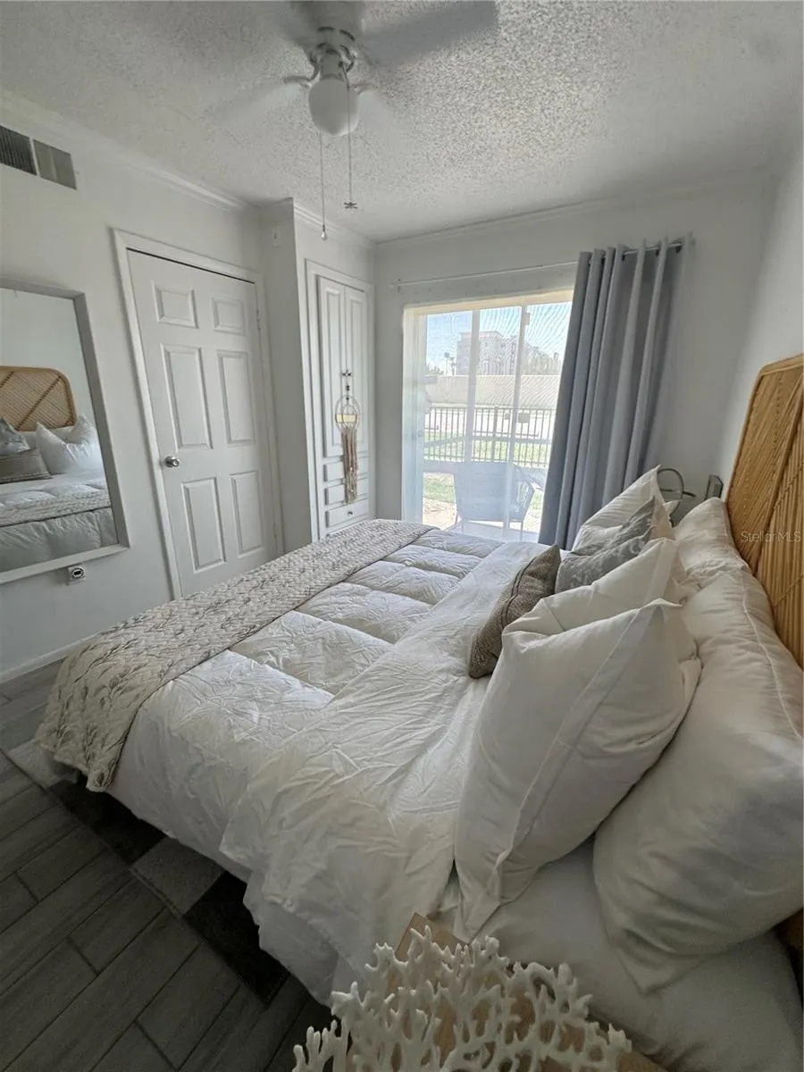 115 OYSTER BAY CIRCLE #170 Altamonte Springs, FL 32701
