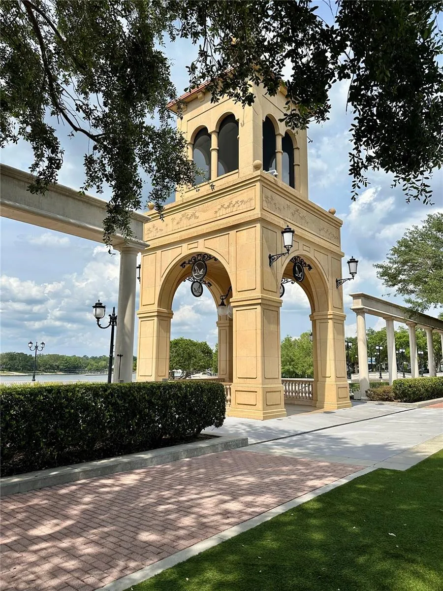 115 OYSTER BAY CIRCLE #170 Altamonte Springs, FL 32701
