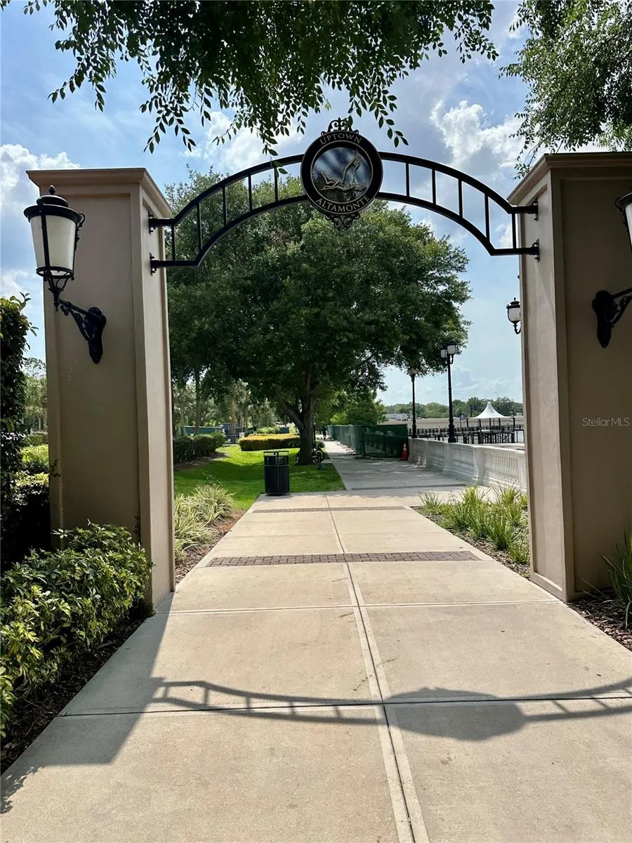 115 OYSTER BAY CIRCLE #170 Altamonte Springs, FL 32701