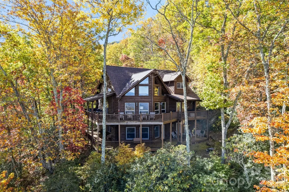 53 Kamama Trail Maggie Valley, NC 28751