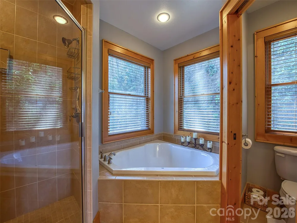 53 Kamama Trail Maggie Valley, NC 28751