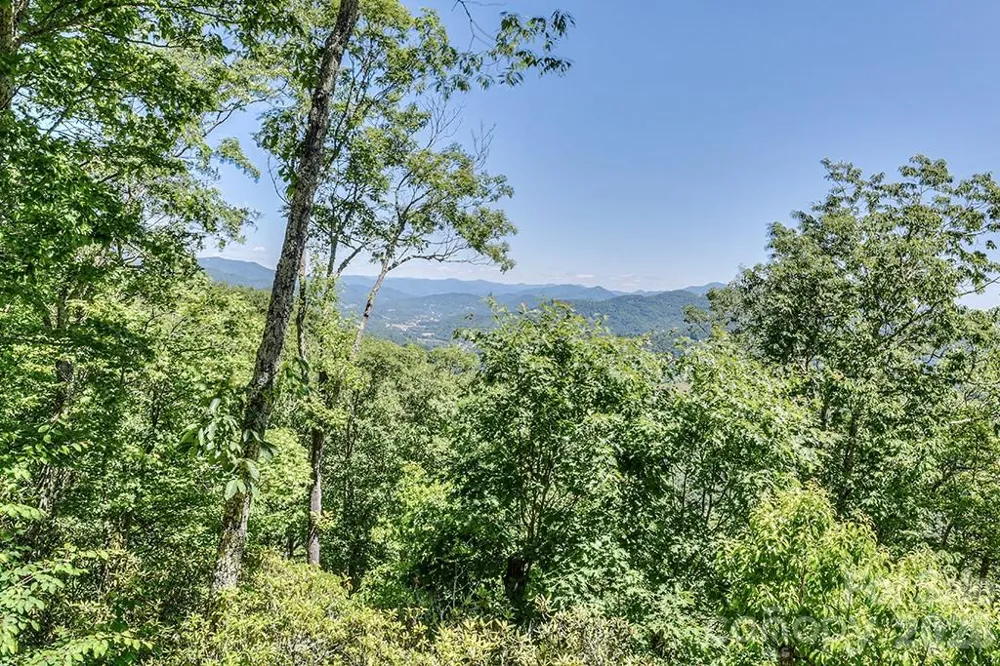 53 Kamama Trail Maggie Valley, NC 28751