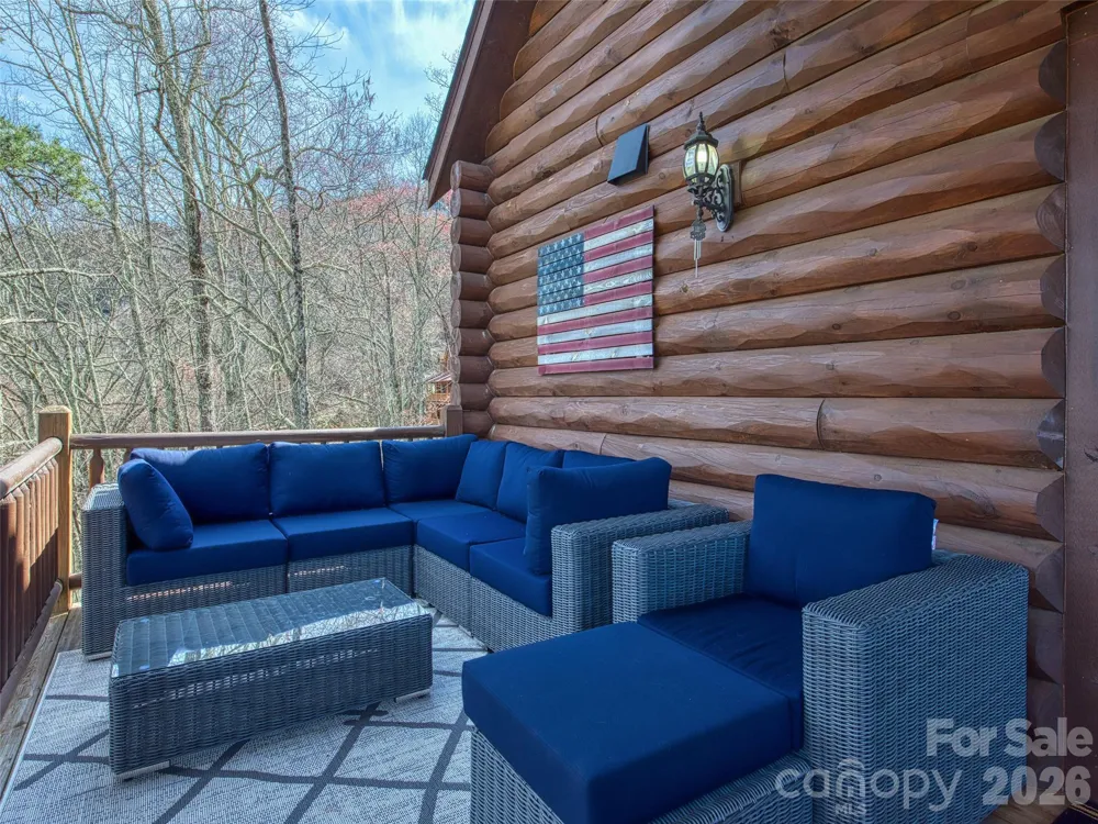 53 Kamama Trail Maggie Valley, NC 28751