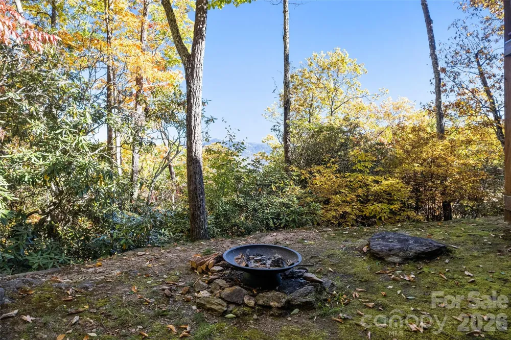 53 Kamama Trail Maggie Valley, NC 28751