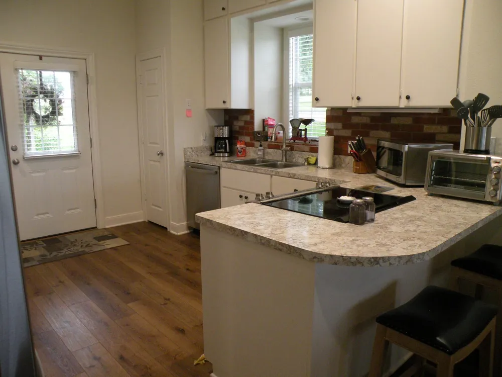 4077 Fm-949 Sealy, TX 77474