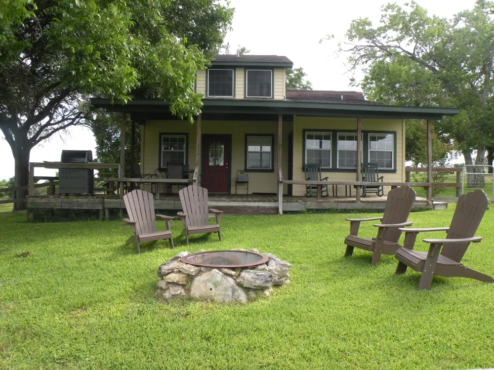 4077 Fm-949 Sealy, TX 77474