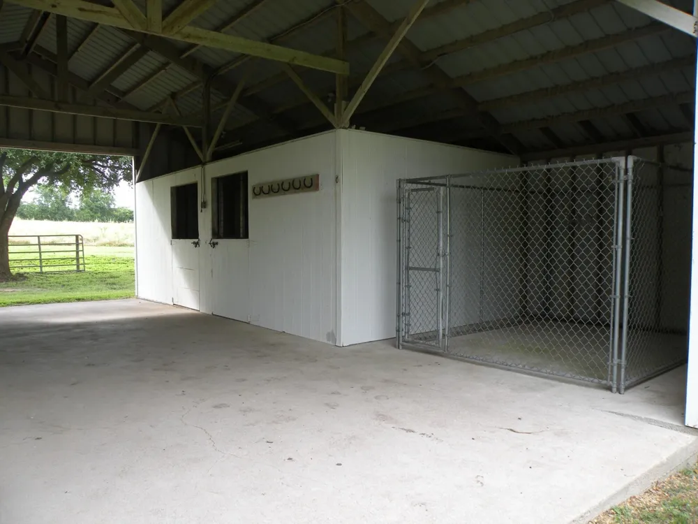 4077 Fm-949 Sealy, TX 77474