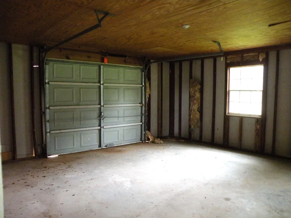 4077 Fm-949 Sealy, TX 77474