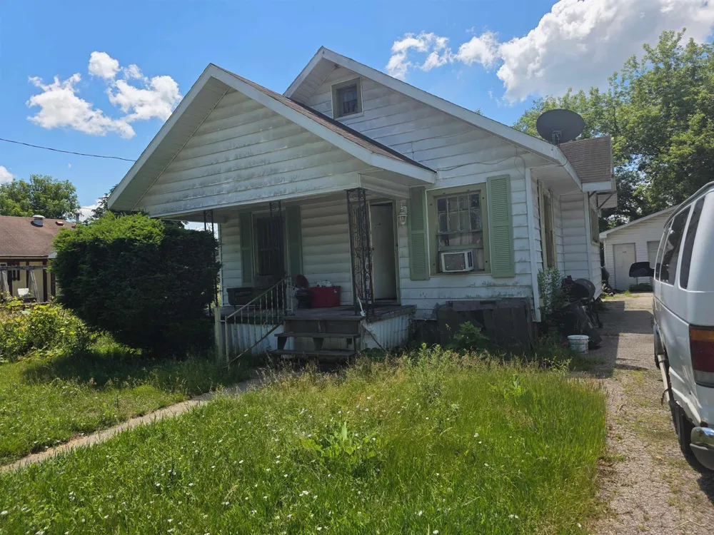 4134 Fulton Street Saginaw City, MI 48601