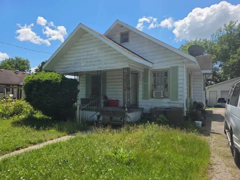 4134 Fulton Street