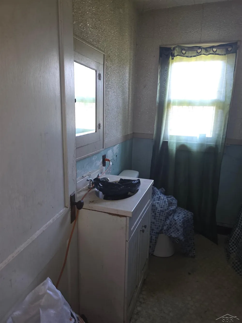 4134 Fulton Street Saginaw City, MI 48601