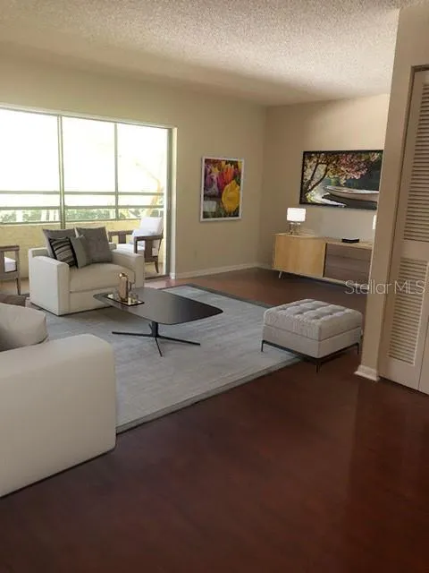 13612 SOUTH VILLAGE DRIVE #5-207 Tampa, FL 33618