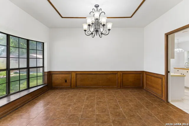 8706 Golden View Windcrest, TX 78239