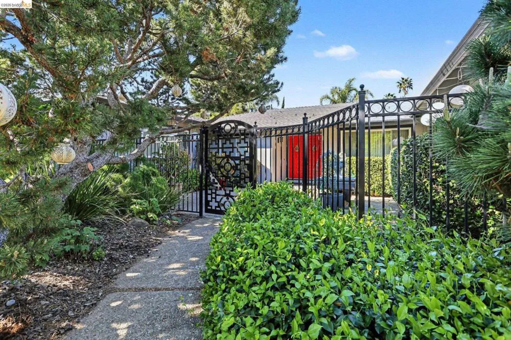 5849 Mitchell Canyon CT Clayton, CA 94517