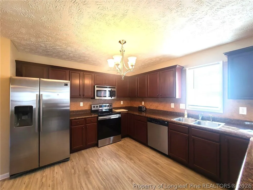 972 Screech Owl Drive Hope Mills, NC 28348