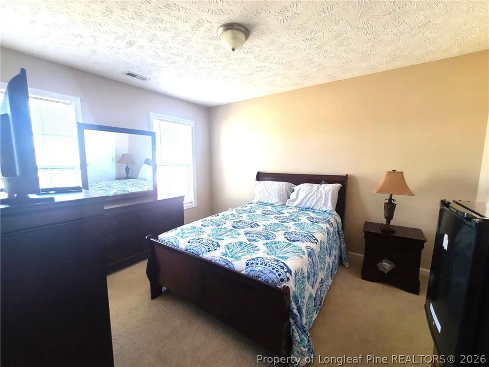 972 Screech Owl Drive Hope Mills, NC 28348