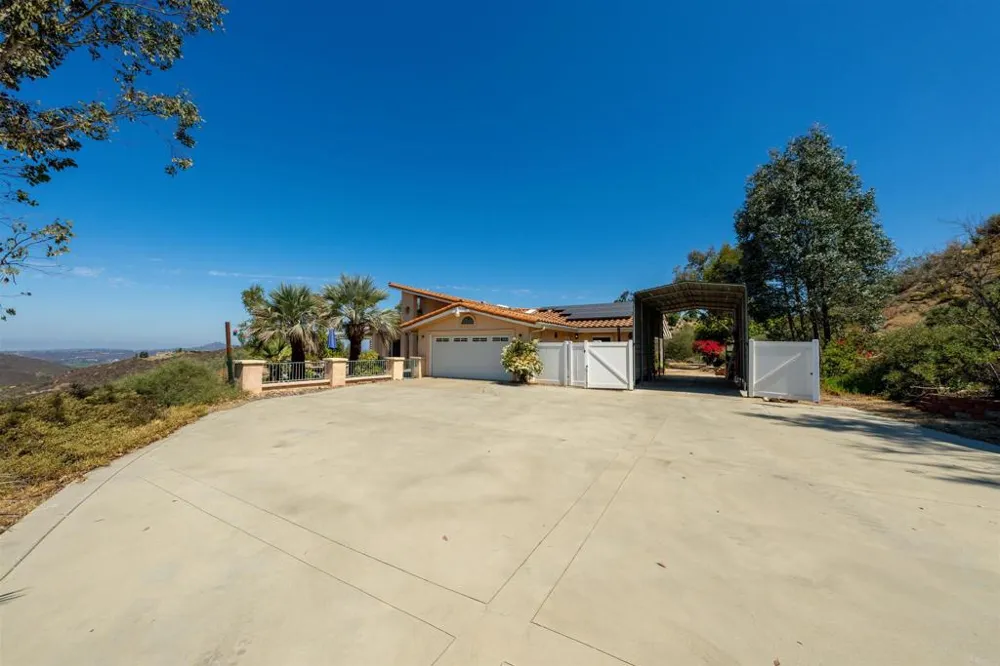 3662 Tuk A Wile Drive Jamul, CA 91935