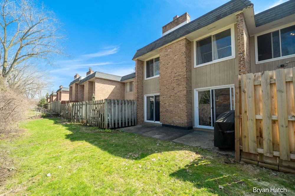 1457 Saxony Drive SE #14 Grand Rapids, MI 49508