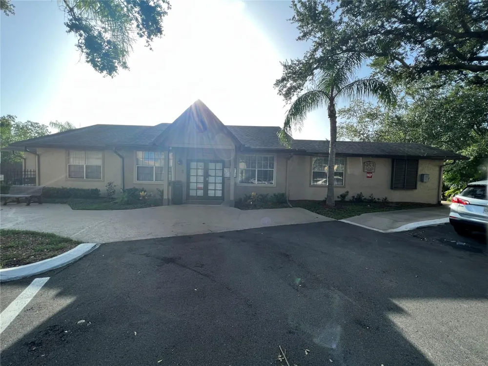 956 SALT POND PLACE #204 Altamonte Springs, FL 32714