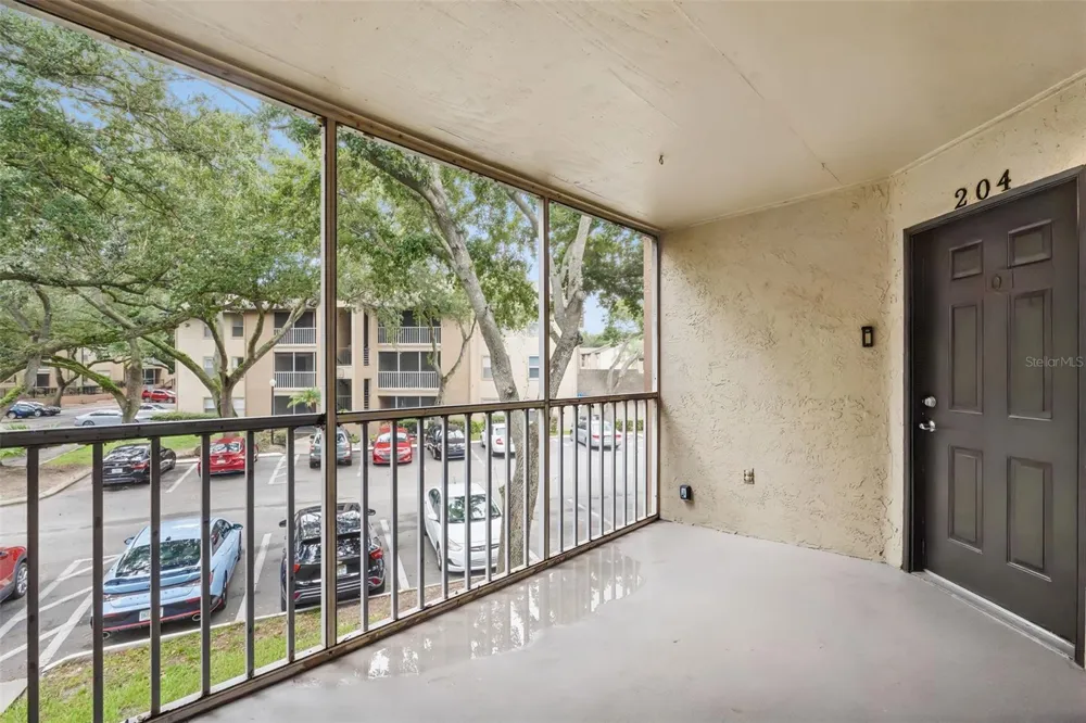 956 SALT POND PLACE #204 Altamonte Springs, FL 32714