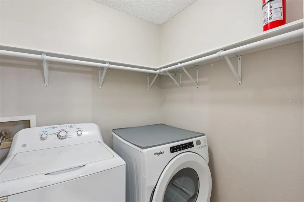 956 SALT POND PLACE #204 Altamonte Springs, FL 32714