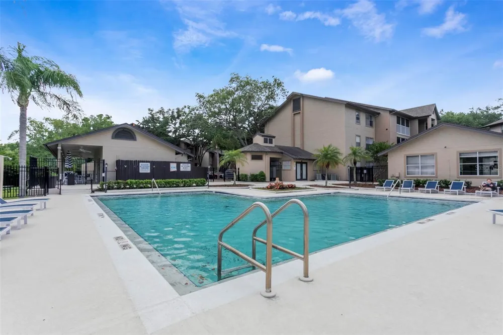 956 SALT POND PLACE #204 Altamonte Springs, FL 32714