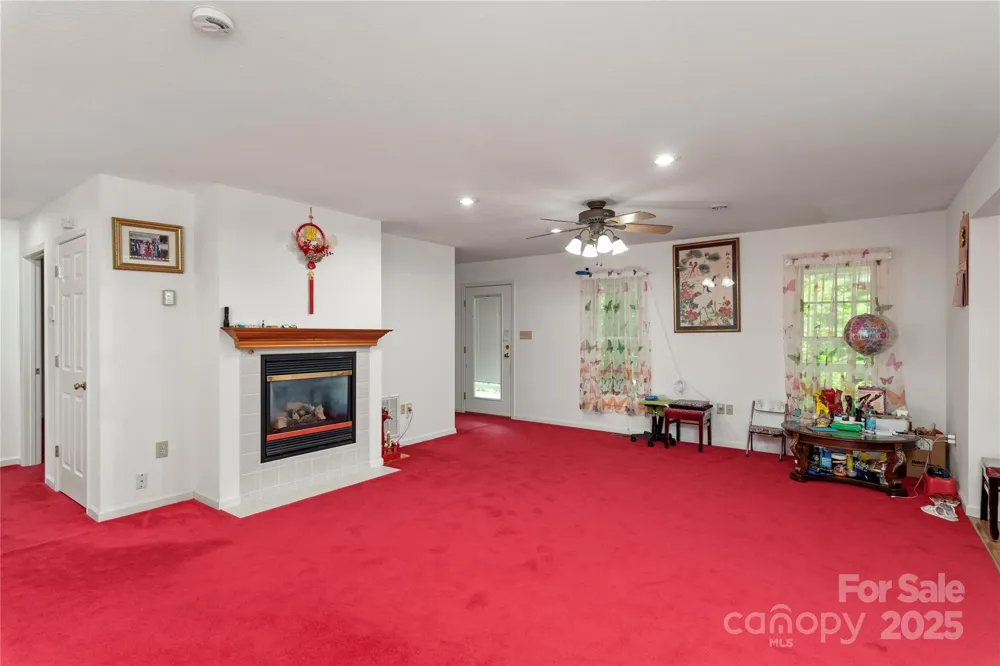 98 Choga Ridge Whittier, NC 28789