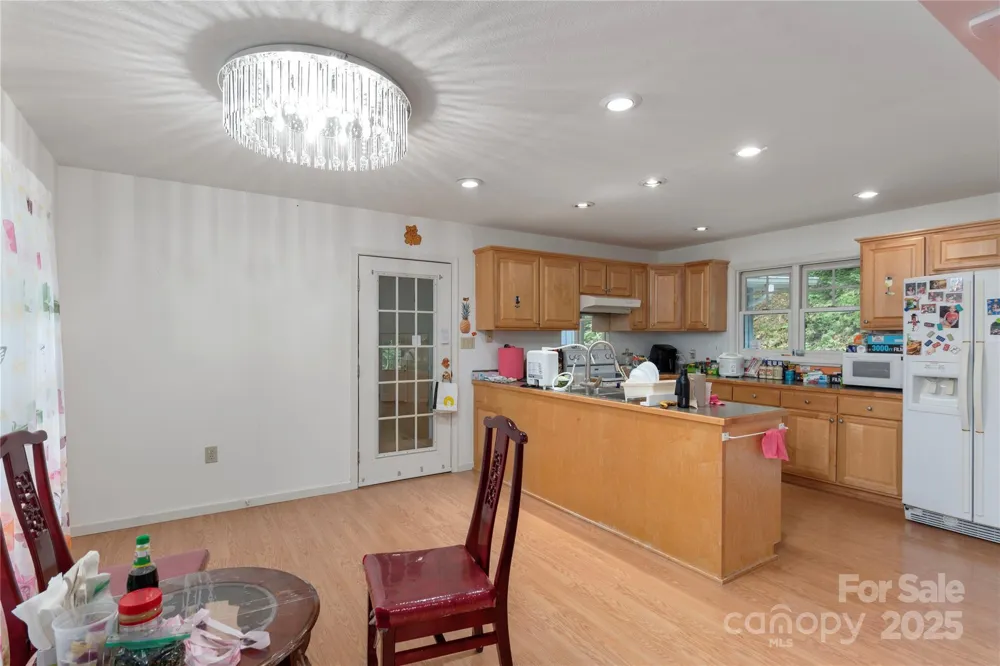 98 Choga Ridge Whittier, NC 28789
