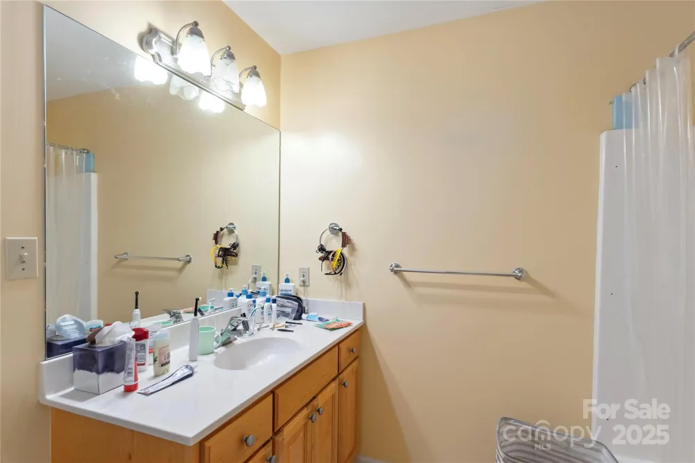 98 Choga Ridge Whittier, NC 28789