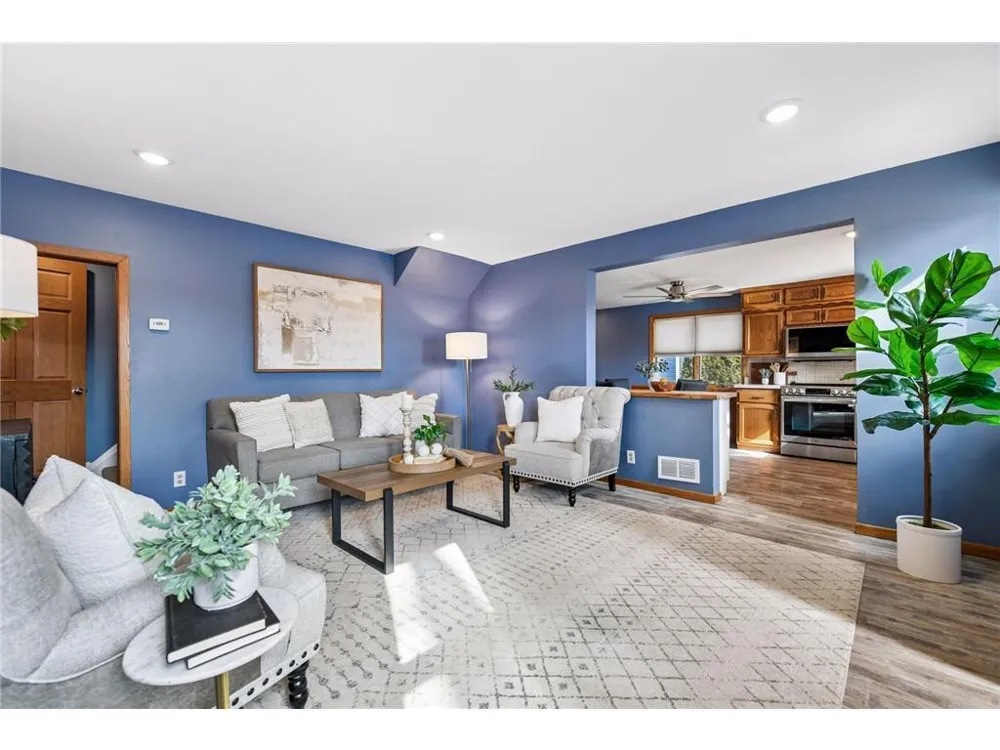 500 E 1st Street Waconia, MN 55387