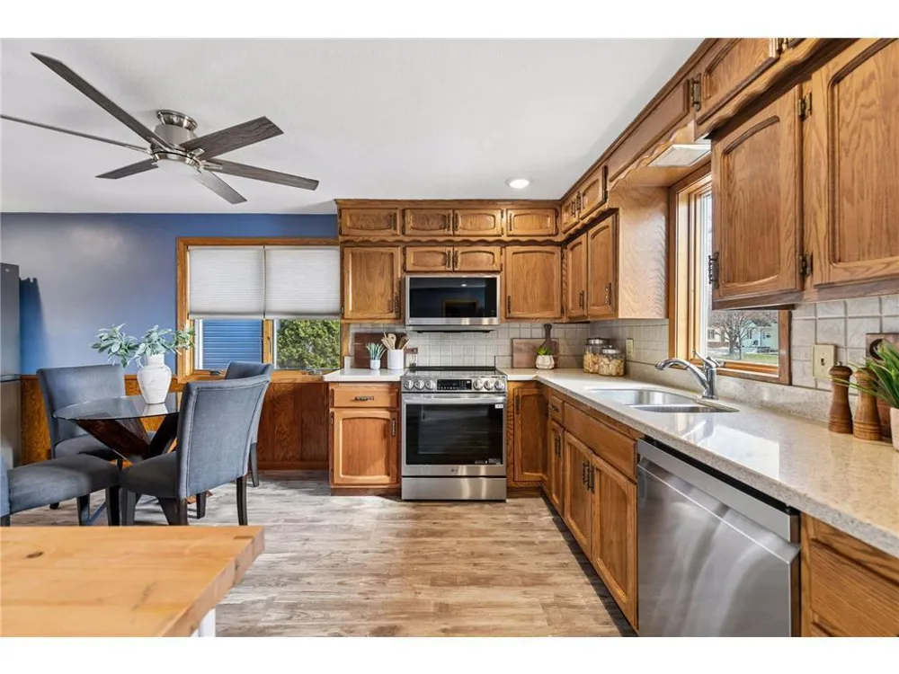 500 E 1st Street Waconia, MN 55387