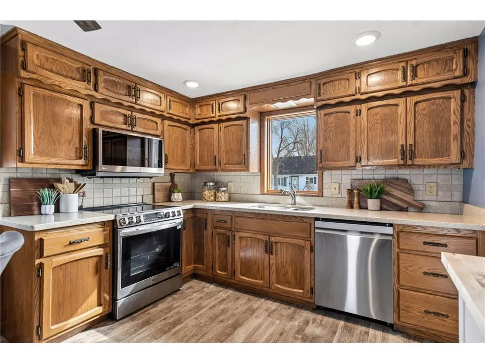 500 E 1st Street Waconia, MN 55387