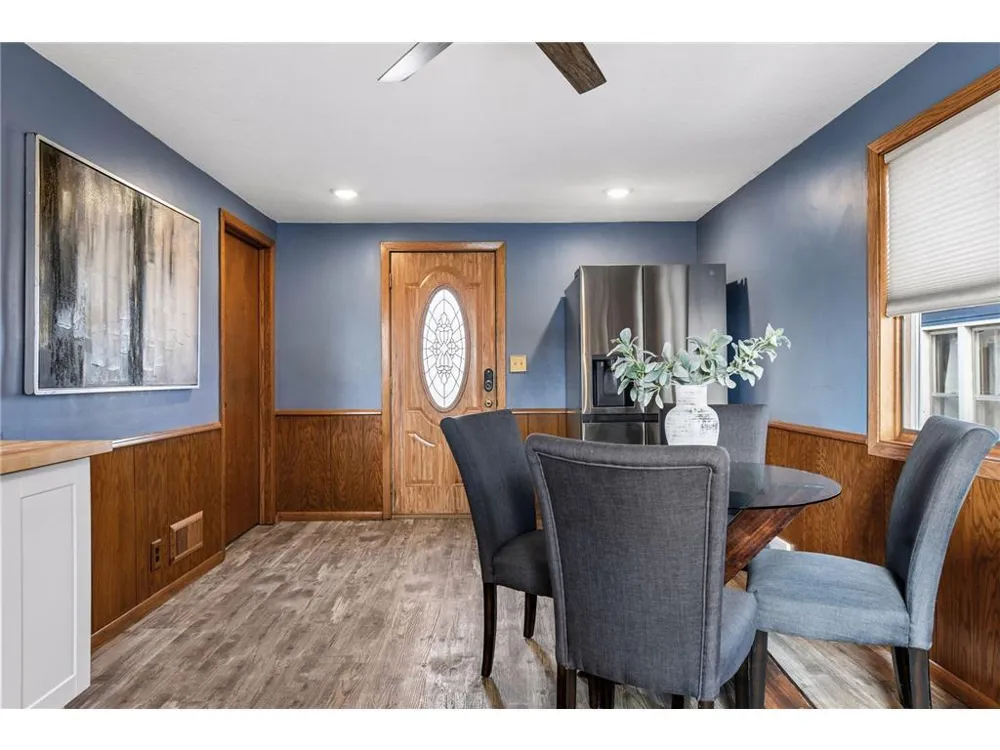 500 E 1st Street Waconia, MN 55387