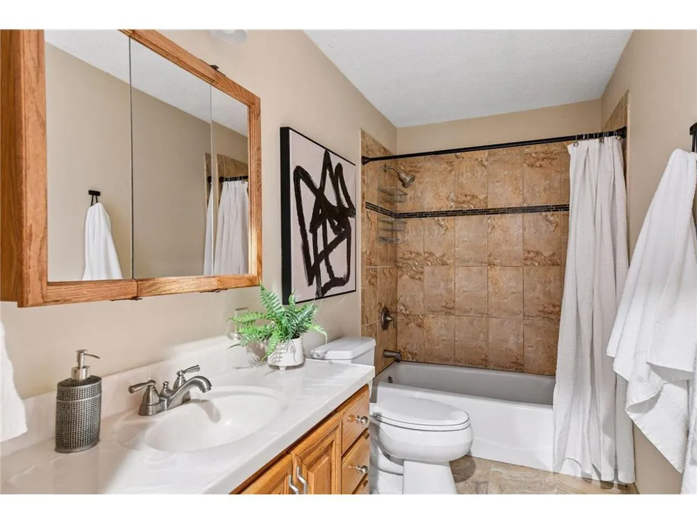 500 E 1st Street Waconia, MN 55387