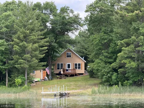 39806 Pine Island Point Trail