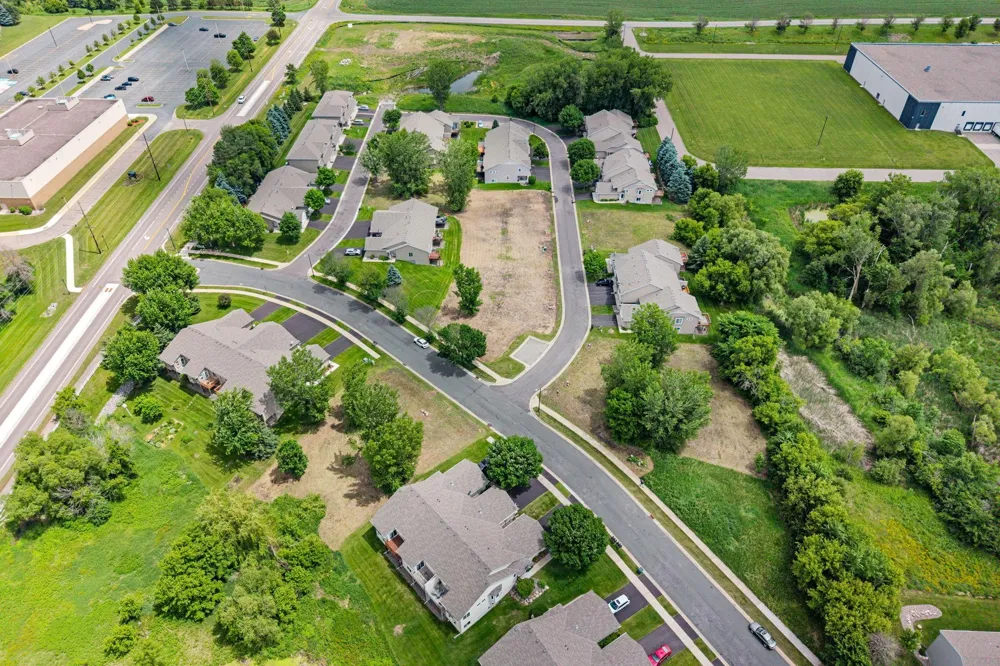 7624 Red Fox Trail Greenfield, MN 55373