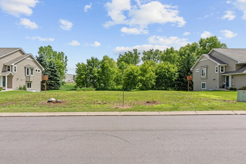 7627 Fox Creek Court Greenfield, MN 55373