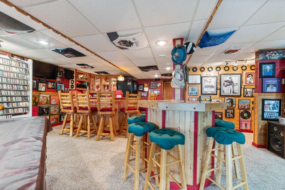 11911 E Rowe Road Lake Nebagamon, WI 54849