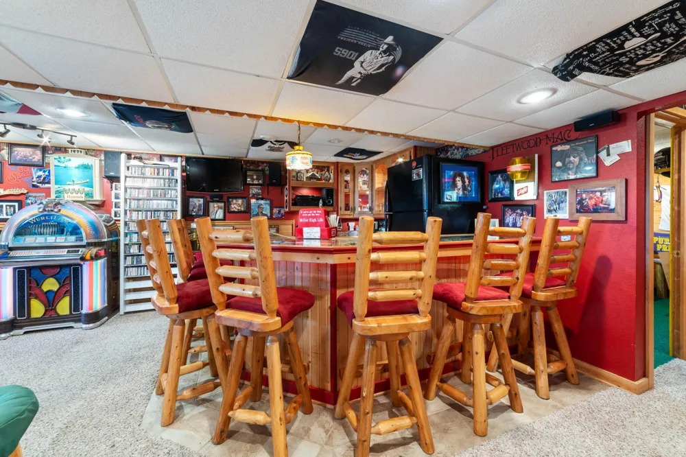 11911 E Rowe Road Lake Nebagamon, WI 54849