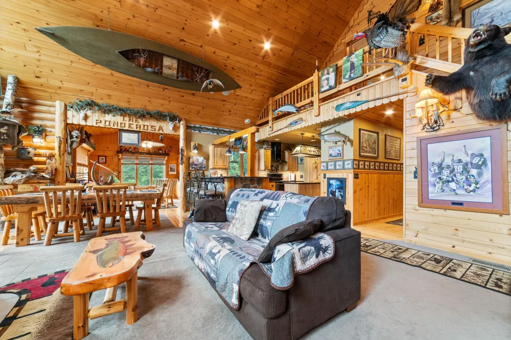 11911 E Rowe Road Lake Nebagamon, WI 54849