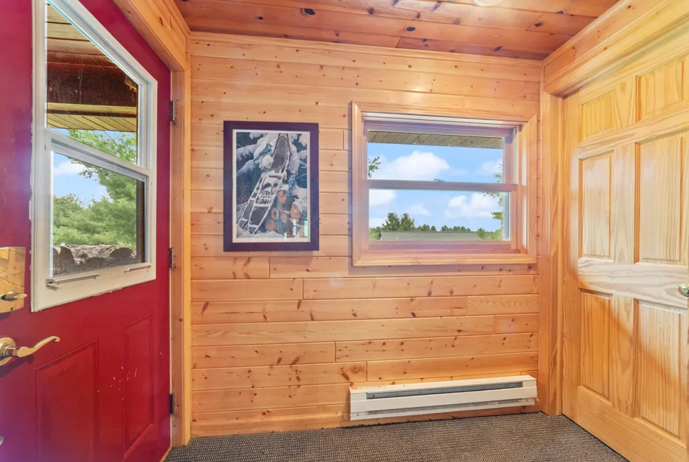 11911 E Rowe Road Lake Nebagamon, WI 54849