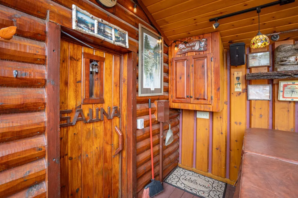 11911 E Rowe Road Lake Nebagamon, WI 54849