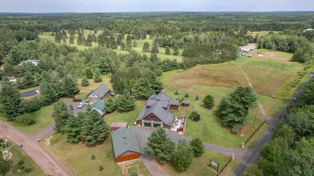 11911 E Rowe Road Lake Nebagamon, WI 54849