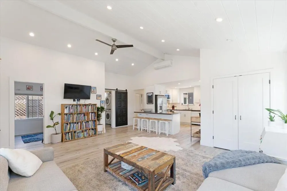 1780 48th Avenue Capitola, CA 95010