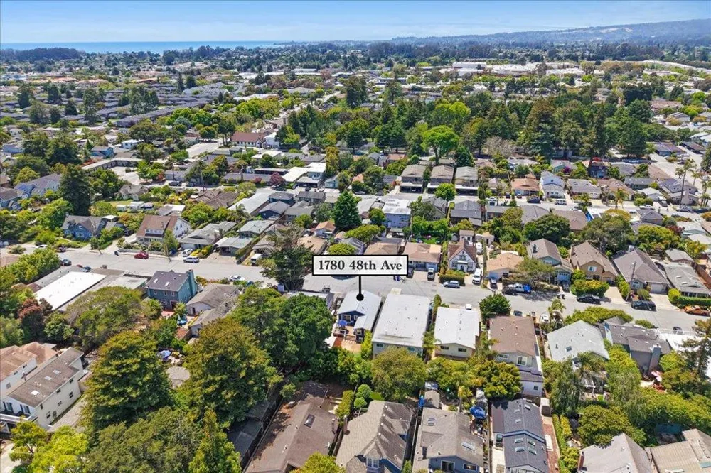 1780 48th Avenue Capitola, CA 95010