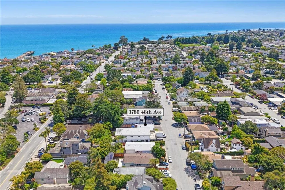 1780 48th Avenue Capitola, CA 95010