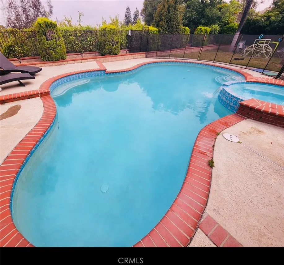 24353 Vista Buena Diamond Bar, CA 91765